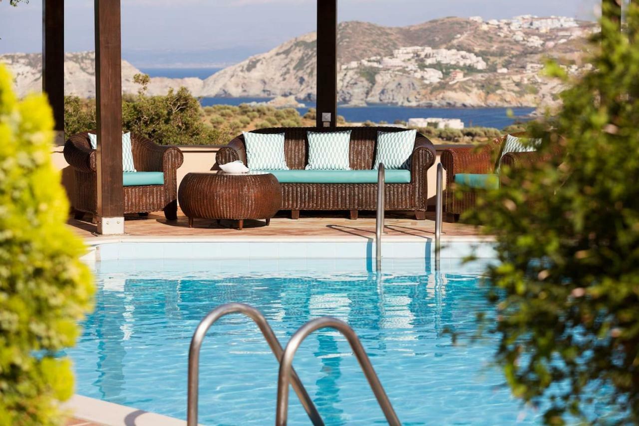 White sand Villa. Spacious villa with prive pool. Agia Pelagia  Esterno foto