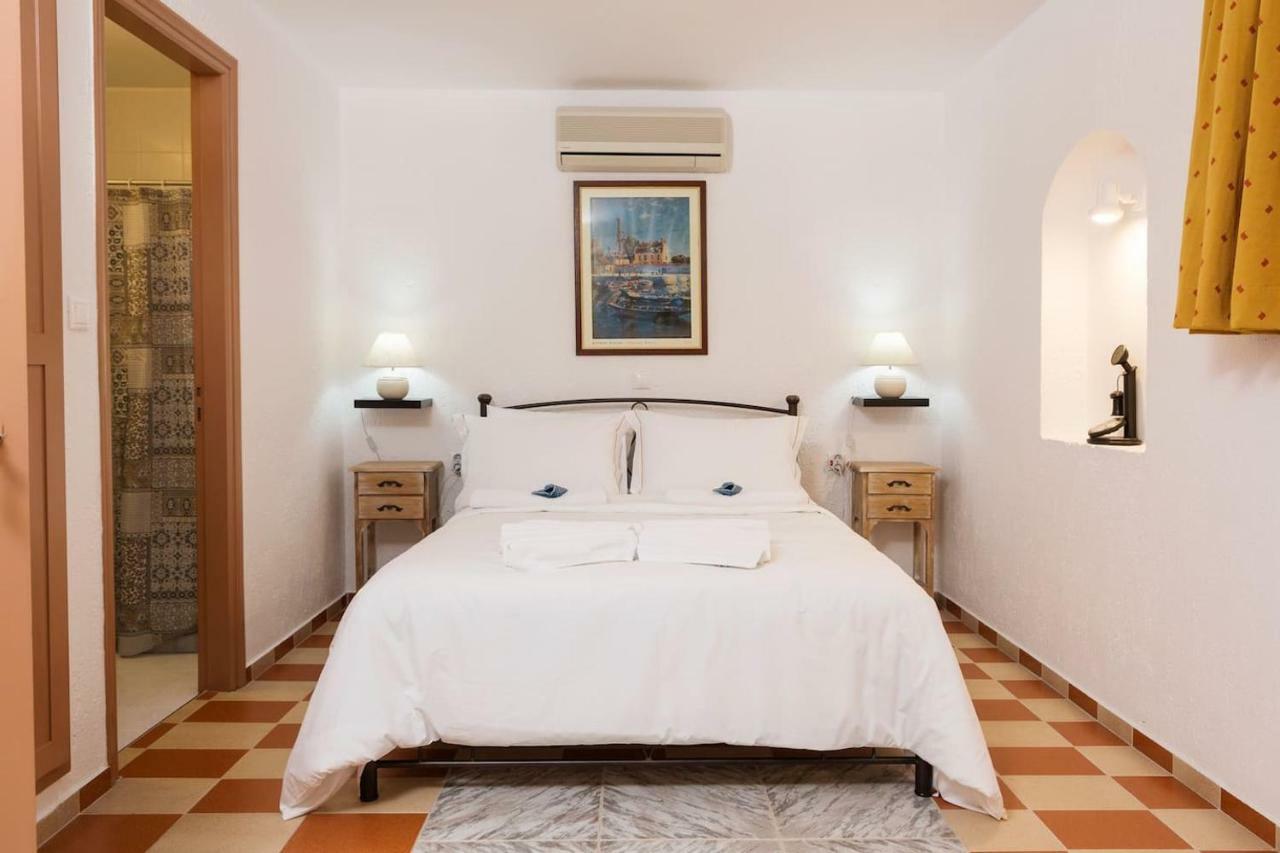White sand Villa. Spacious villa with prive pool. Agia Pelagia  Esterno foto