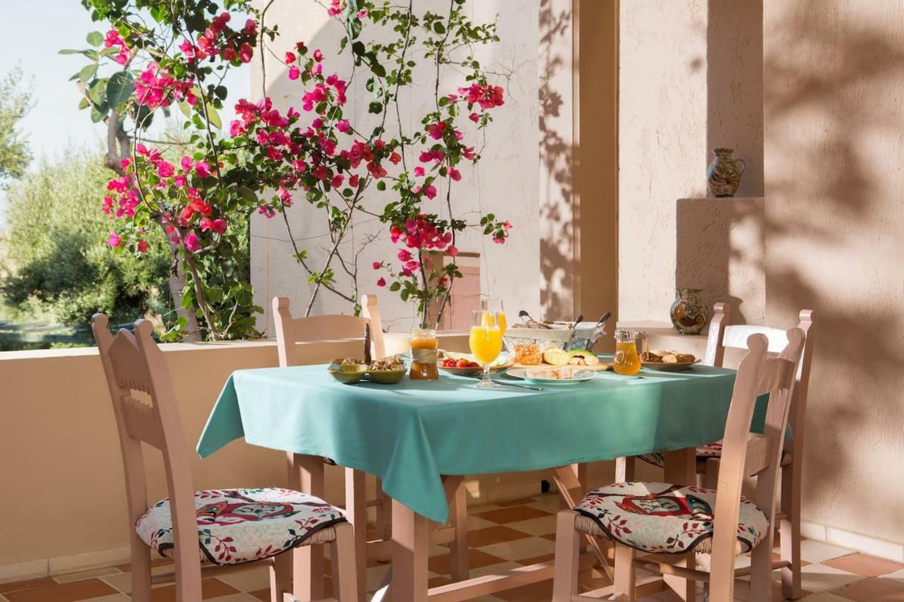 White sand Villa. Spacious villa with prive pool. Agia Pelagia  Esterno foto