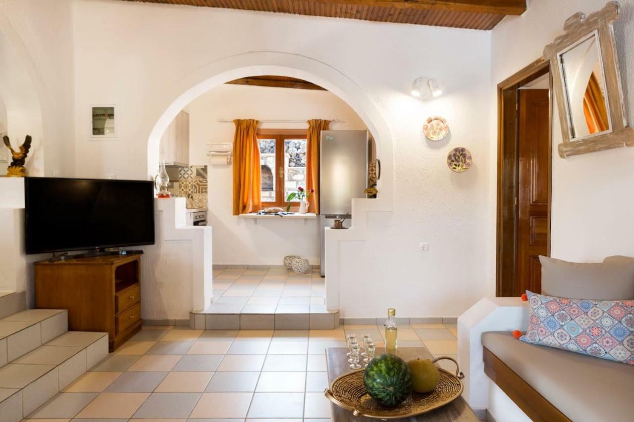White sand Villa. Spacious villa with prive pool. Agia Pelagia  Esterno foto